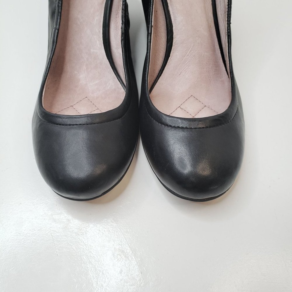 Vince Camuto Slip On Wedge Shoes Sz 8.5 Black Leather Comfort Heeled Dress Shoe - Picture 3 of 11
